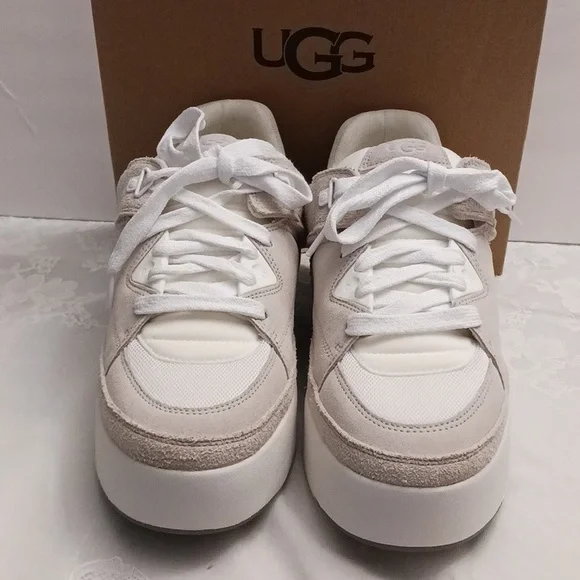 UGG size 11 men's cream and tan casual platfrom sneakers.